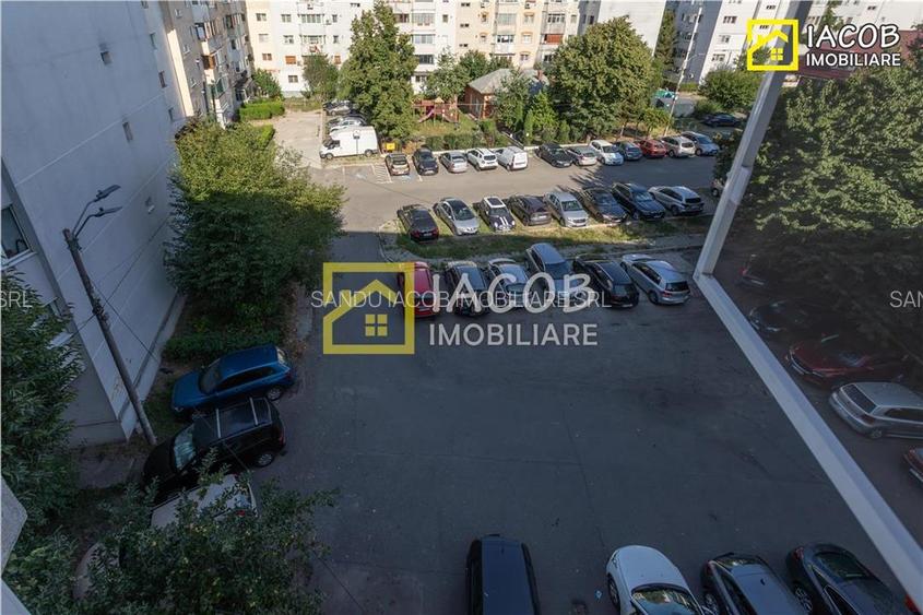 Apartament 3 camere decomandate, central,str. 9 Mai Bacau - 5