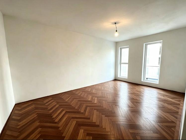 Apartament cu 2 camere/ decomandat/ loc de parcare/ Aparatorii Patriei