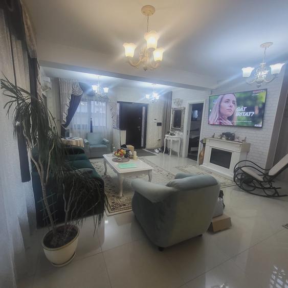 FUNDENI-DOBROIESTI, vila 2014 P+M, singur curte