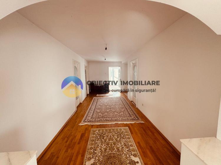 Casa + teren 3.863 mp – Agapia, jud. Neamț