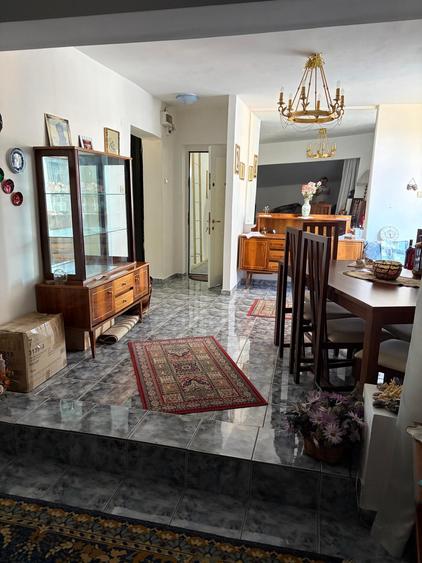 Apartament 2 camere de vanzare in Busteni, cartier Silva