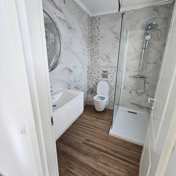 Vila 170 mp ,250 mp teren,complet nou ,prima inchiriere,5AC,Saftica.