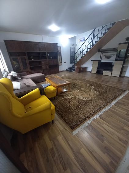 Snagov Astoria aproape padure Vila tip duplex Mobilata Utilata Curte amenajata