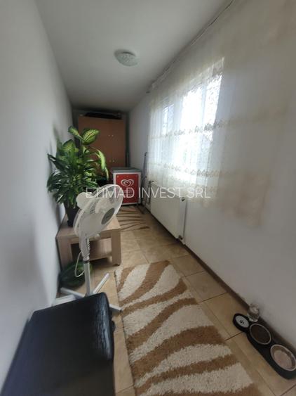 Valu lui Traian -casa 3 camere cu teren 300 mp -gaze la poarta  72500 euro - 29