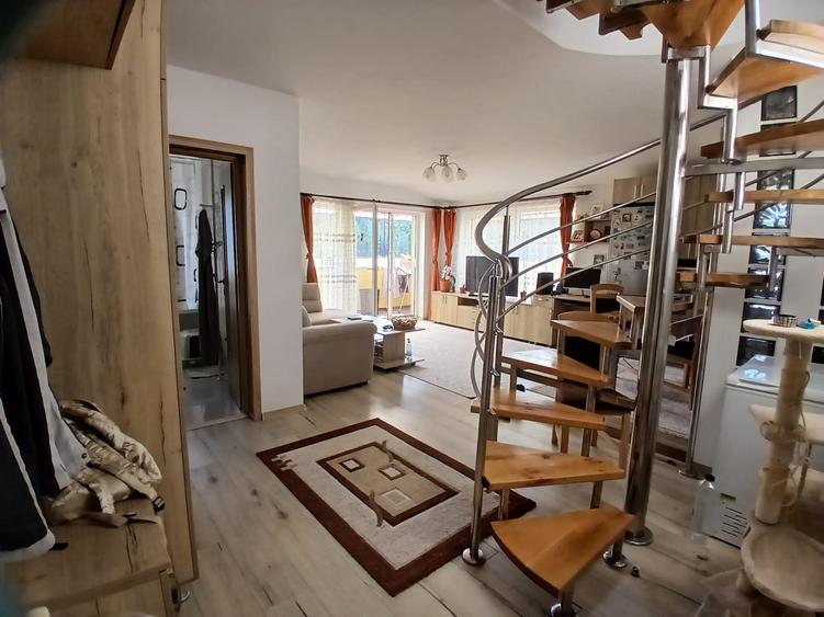 Apartament 3 camere \ 122 mp cu parcare inclusa in pret.