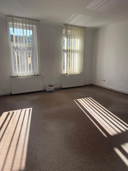 Spatiu comercial central