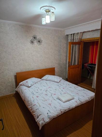 De vanzare apartament 3 camere