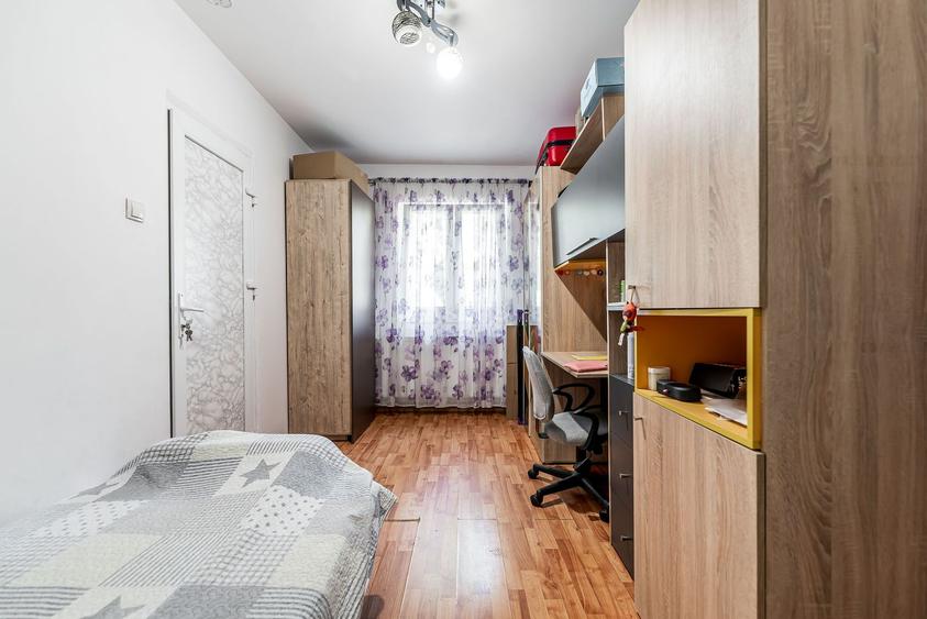🏡 3 camere, etajul 1 – Aleea Amara, Vlaicu