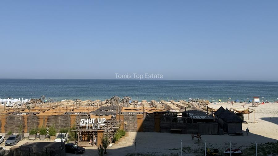 Apartament cu 3 camere direct in prima linie la mare White Sea