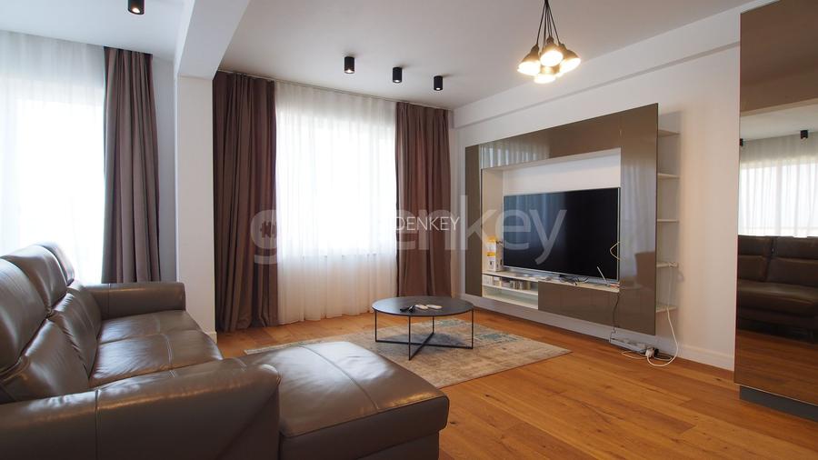 Penthouse cu 3 camere si vedere spectaculoasa - 3