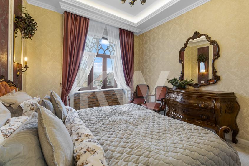 Apartament unic în Centrul Istoric | 142 mp | Terasă cu vedere spre Tâmpa |