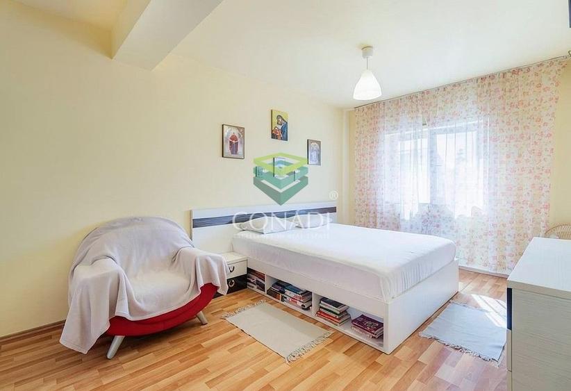 Zona Pipera, vila cu 5 camere de vanzare, 160 mp construiti