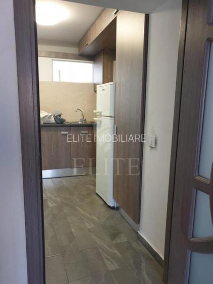 Apartament 2 camere în zona DECEBAL - 10