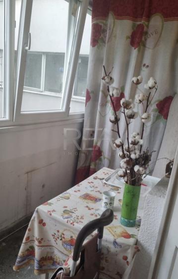 3 camere, 2/9, anvelopat, 75mp, 3 balcoane-Lujerului