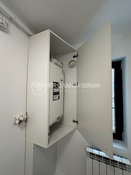 Spațiu comercial  cu 3 căi acces și loc de parcare 36mp, Podu Roș, CT - 6