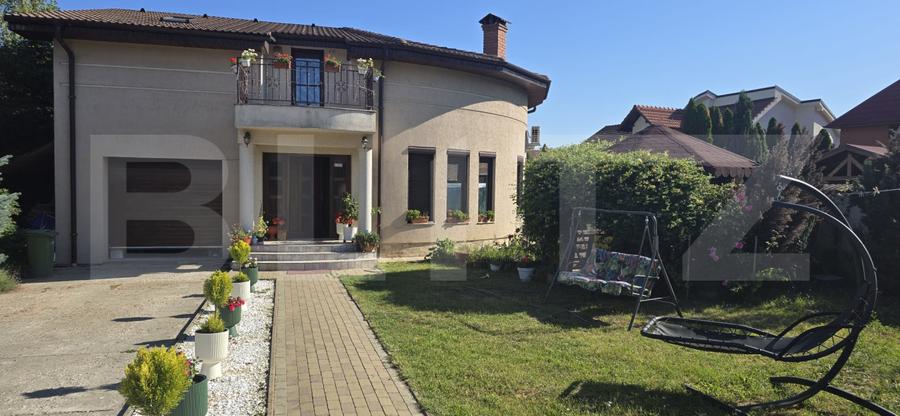 Casa de vanzare, 300 mp, teren 600 mp, zona Bercu Rosu