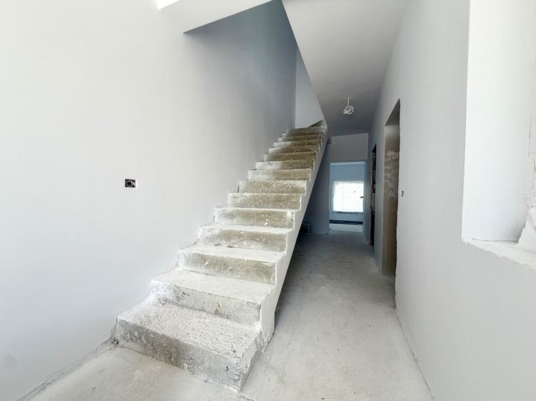 Duplex modern, 4 camere, 118 mp utili, 316 mp teren - Dumbravita