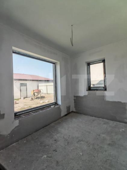Casă de vânzare Tărlungeni – 5 camere, teren, garaj, intabulată