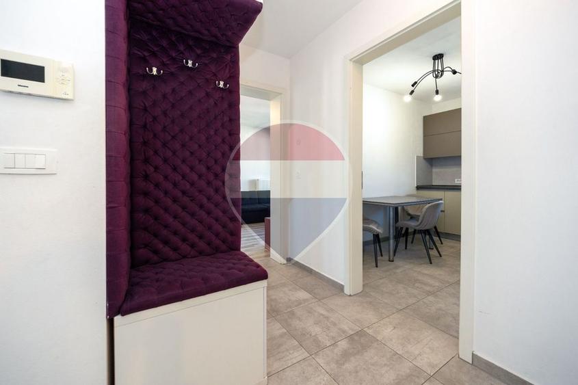 Un apartament cu priveliste, lumina si o pozitie excelenta in Brasov