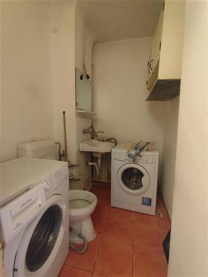 Apartament 3 camere/2 bai zona B-dul Bucuresti