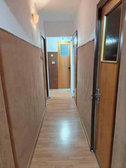 3 camere cu centrala si parcare Aparatorii Patriei