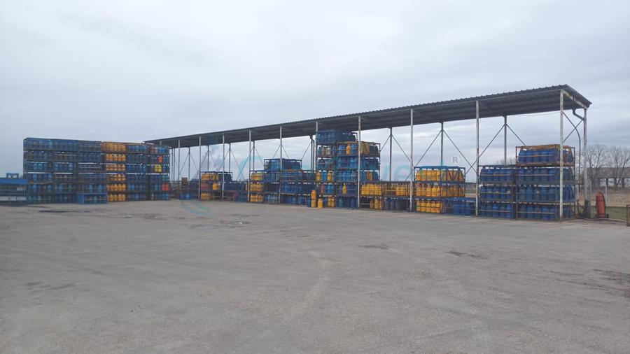 Spatiu industrial de vanzare in Biharia, hala 1200 mp si 23772 mp teren