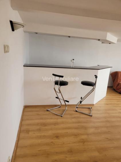 Apartament 140 mp utili, etaj 4 + 5 + pod, Calea Moldovei - 8