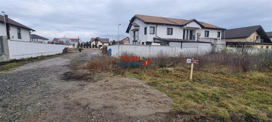 Teren intravilan 770mp  toate utilitatile