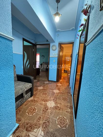 Etaj 3 - Apartament 3 camere decomandat - doua bai - doua balcoane - Dacia - 4