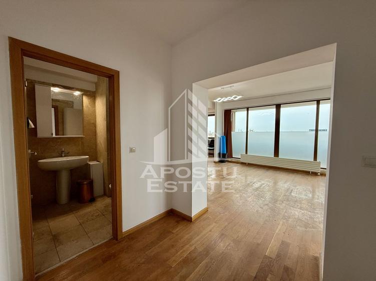 Apartament de tip penthouse de vanzare, zona Fabric Timisoara