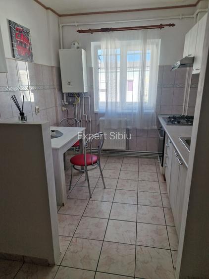 VÂND APARTAMENT 2 CAMERE DECOMANDAT – ZONA CIREȘICA, STR. SIRETULUI - 5