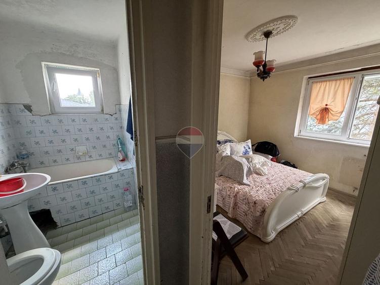 Apartament 3 camere etaj 3/4 SUD