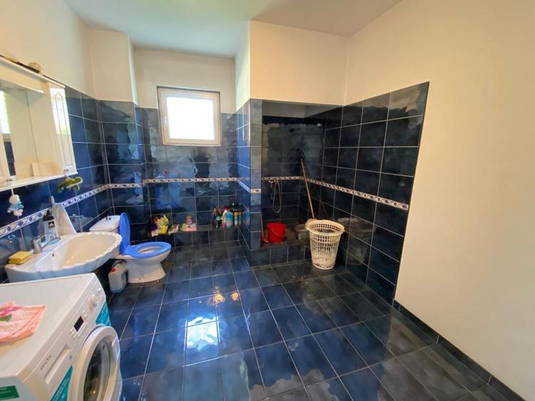 Casa 5 camere de vânzare Crangasi-Giulești