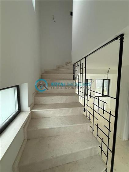 Royal Imobiliare - Vanzare Vila de lux zona Paulesti