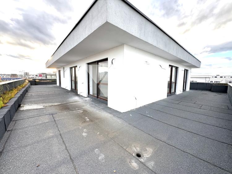 Penthouse 4 camere 117 mp si terasa 140 mp zona Kaufland Doamna Stanca