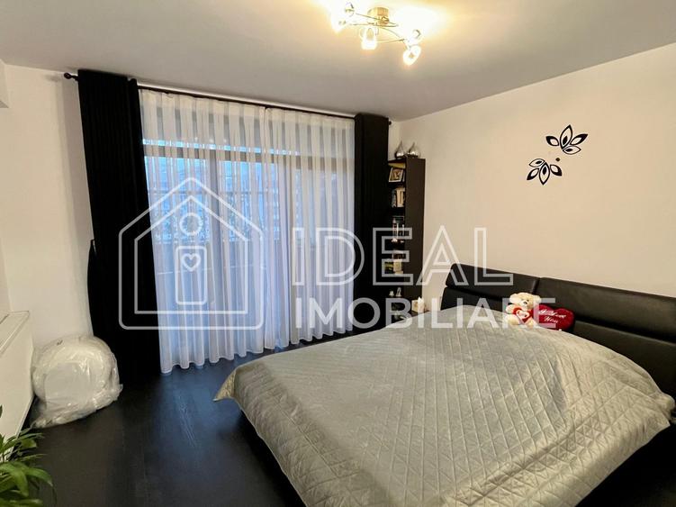 Penthouse cu 4 camere si terasa, complet Mobilat, zona Doamna Stanca