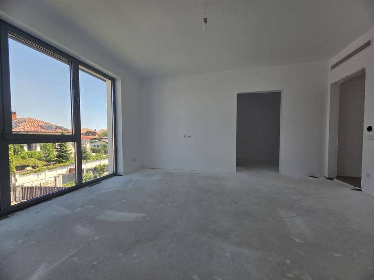 Apartament penthouse in Pipera - 5 camere si terasa
