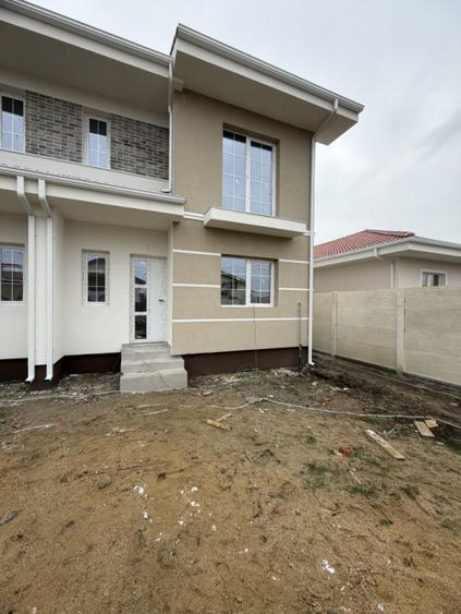 Duplex modern 4 camere, 313 teren, 95mp utili in Mosnita Noua