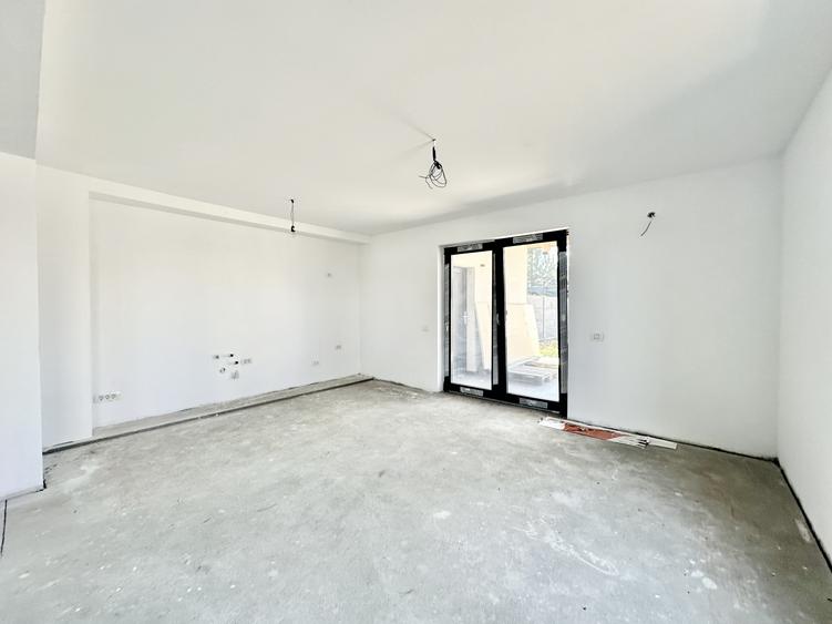Duplex cu 4 camere - zid dublu - 130 mp utili - Bazosu Nou