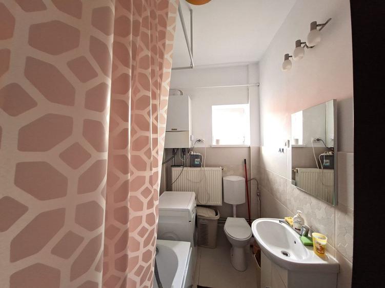 Apartament cu 2 camere, priveliște superbă spre Tâmpa, zonă centrală