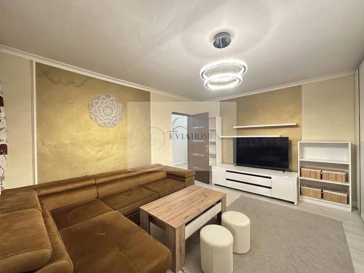 3 camere/2 bai/2 balcoane/boxa/ Lacul Roșu/ Marasti
