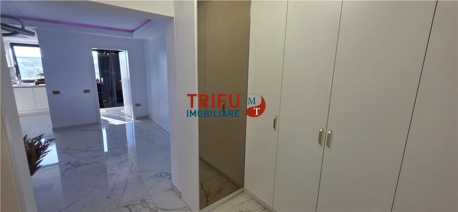 Penthouse luminos și modern, 68 mp, zona Brândușei