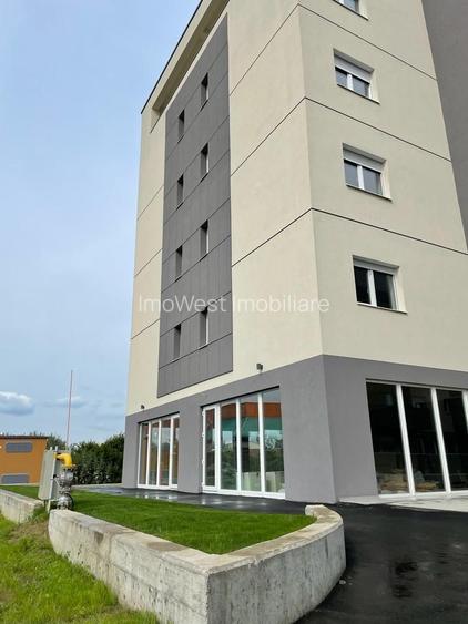 Spatiu Comercial / Birouri | Finisat | Loc de parcare inclus | Str. Marginii - 19
