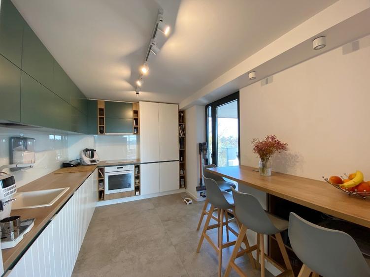 Apartament exceptional pe 2 etaje, mobilat/ Petrom City
