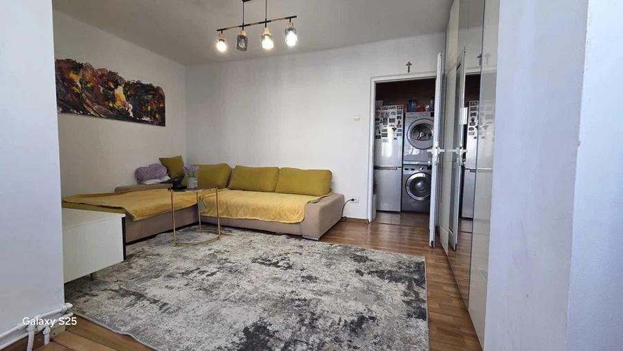 Apartament 2 camere, decomandat, zona Pacurari -Posta, Iasi