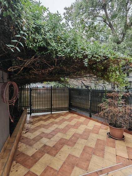 EXCLUSIVIST | Oază Urbană cu Curte Proprietate - Apartament 5 Camere, 3 Băi, 2 L