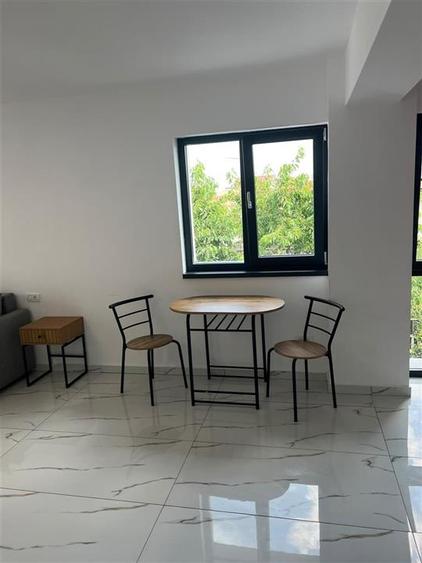 Garsoniera spatioasa cu parcare subterana Coresi