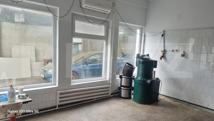 Spatiu industrial si birouri, 326 mp, zona Sud - 16
