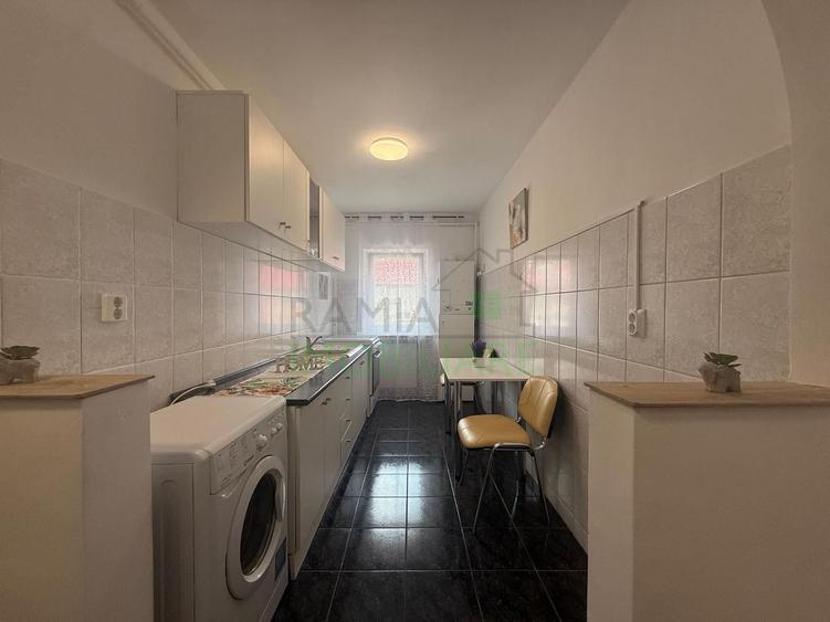 Apartament 2 camere de închiriat, Răcădău, renovat