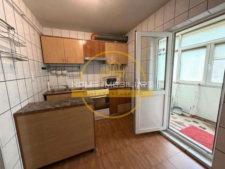 Etaj 2-Apartament 3Camere/Decomandat 70mp bloc din 1982-Zona Nicolina 1!